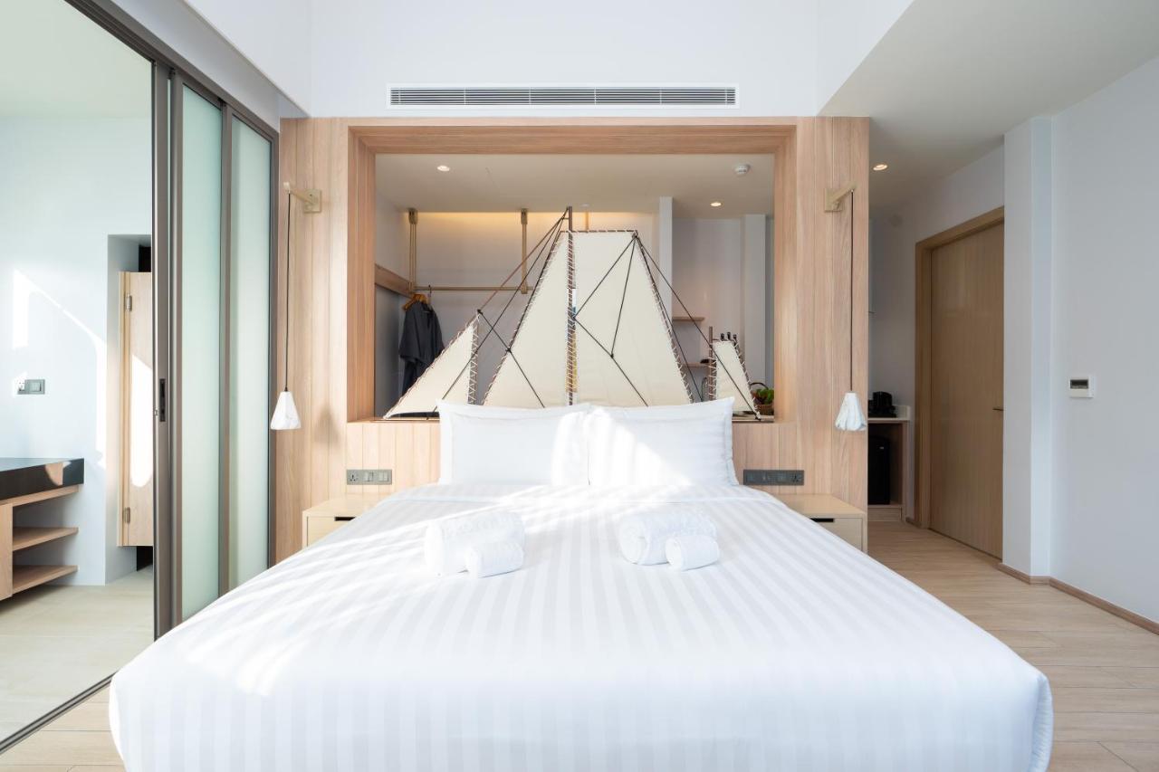 攀瓦布里海滨度假村【SHA Extra Plus】 攀瓦海滩 外观 照片 A bedroom at the hotel